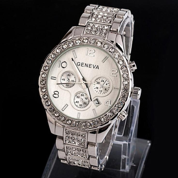 Women's Luxury Geneva Diamond Simulation Calendar Watch