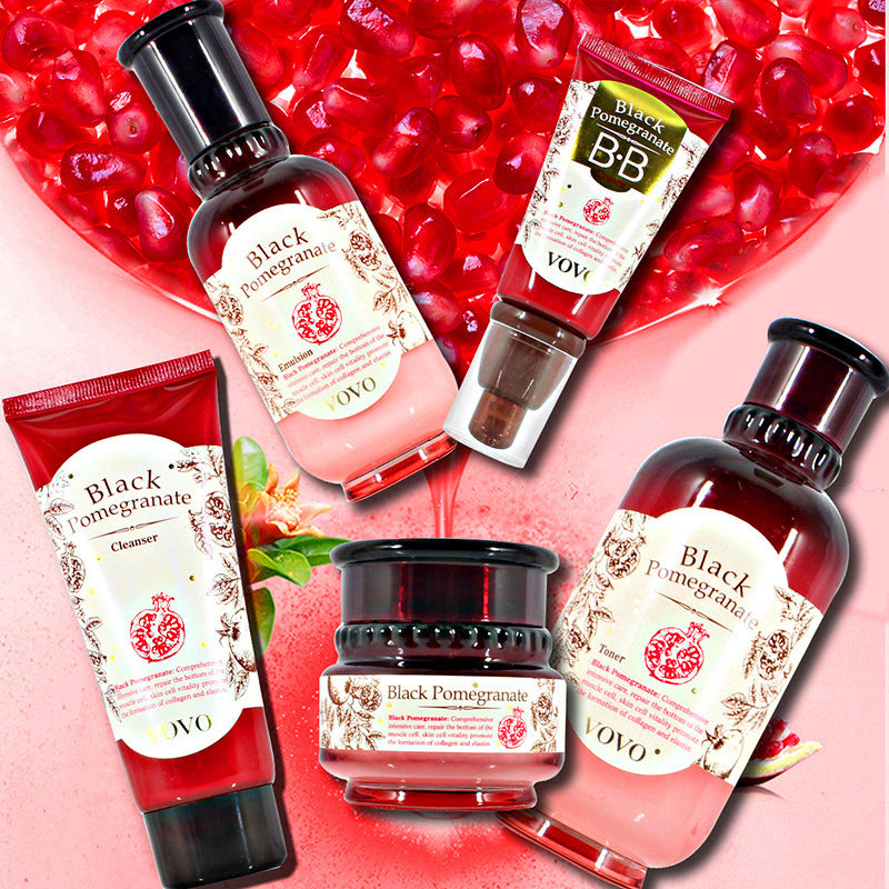 Skin Care Pomegranate Soft Skin Moisturizing Water Set