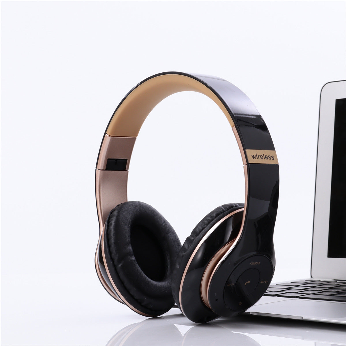 Sleek Sports Wireless Folding Headphones